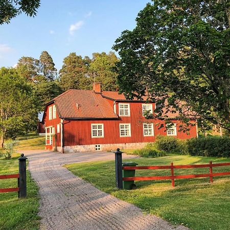 Nice Home In Mantorp With Kitchen Exterior photo